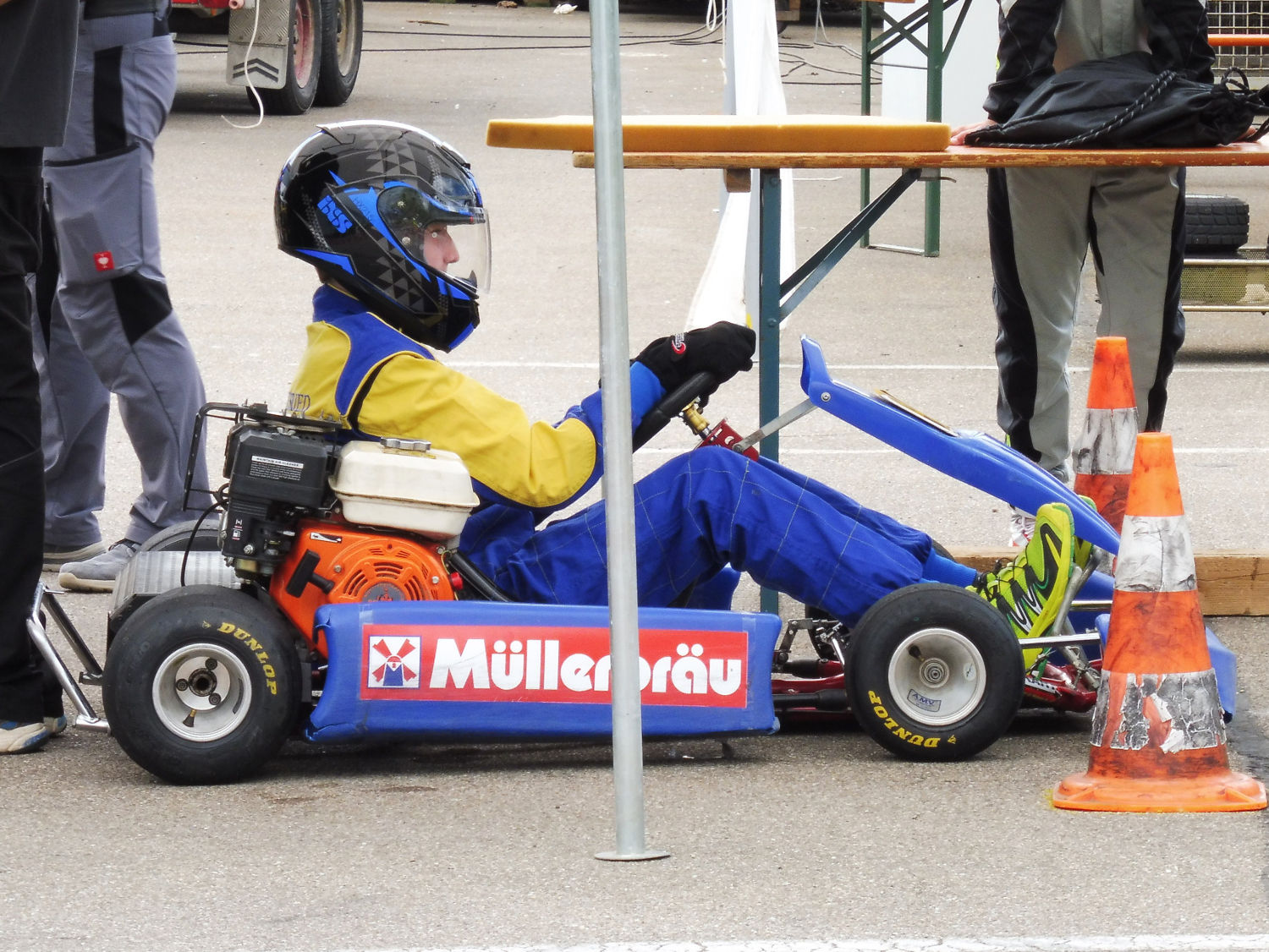 Kartrennen17_00